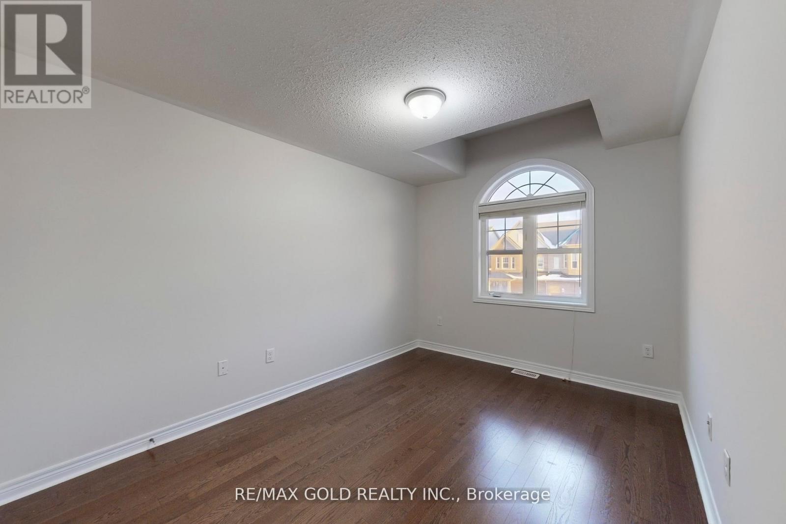 62 Pennycross Crescent, Brampton, Ontario  L7A 4M1 - Photo 34 - W12706620