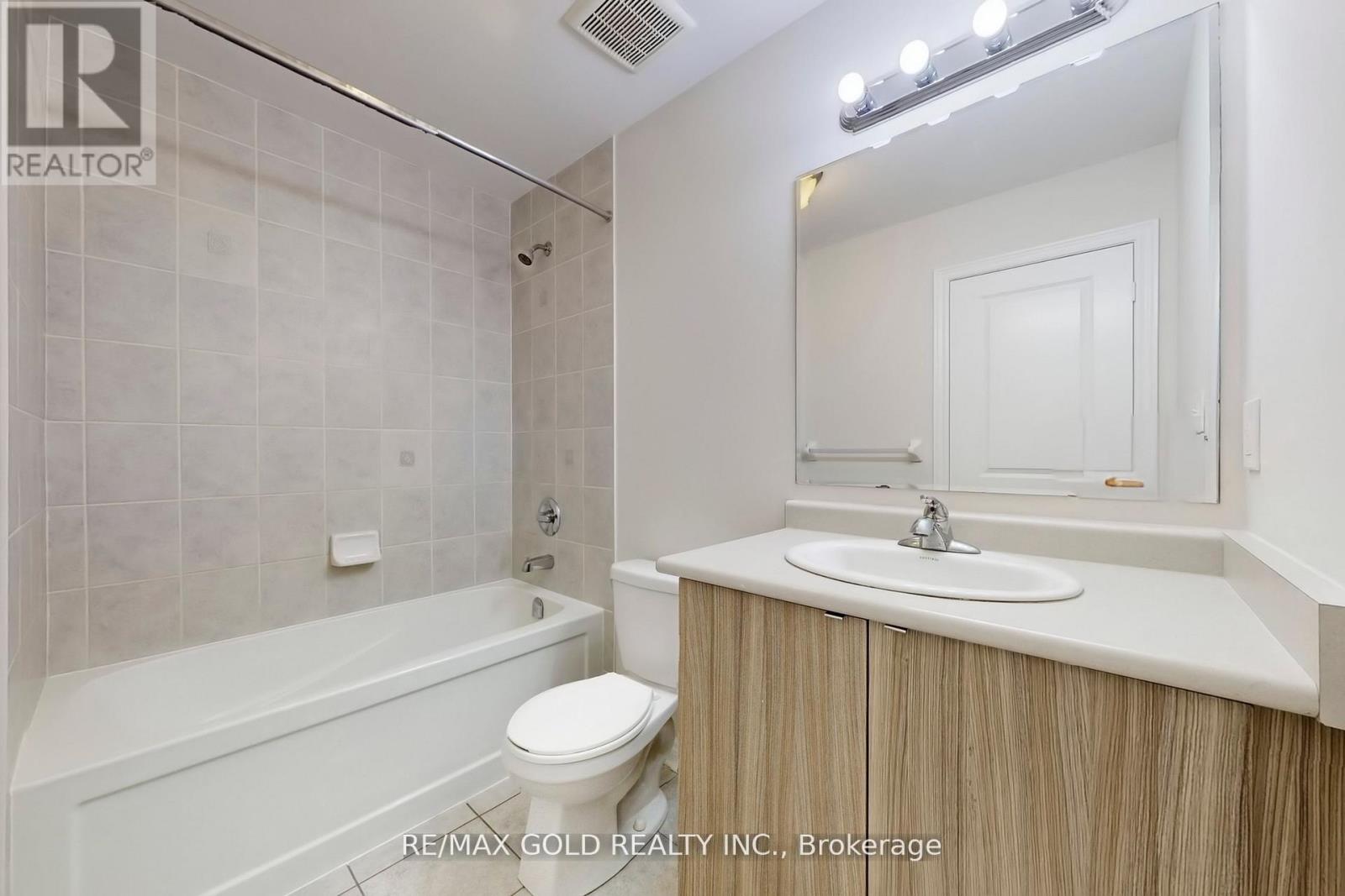 62 Pennycross Crescent, Brampton, Ontario  L7A 4M1 - Photo 38 - W12706620