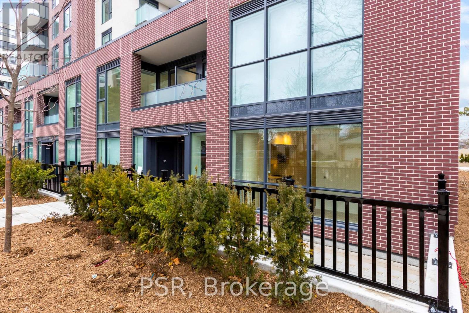 116 - 49 BROADFIELD DRIVE W, Toronto, Ontario