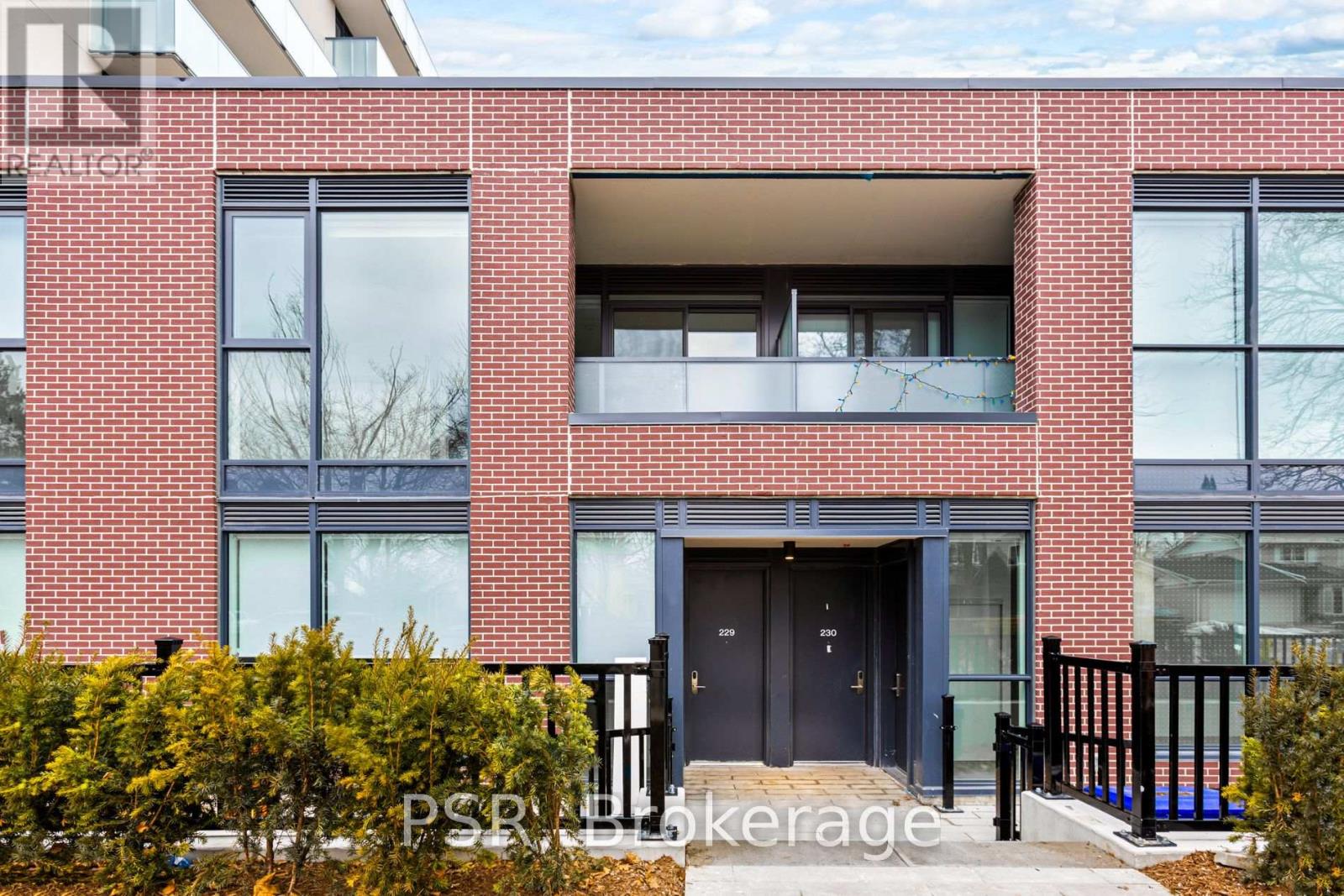 229 - 49 BROADFIELD DRIVE W, Toronto, Ontario