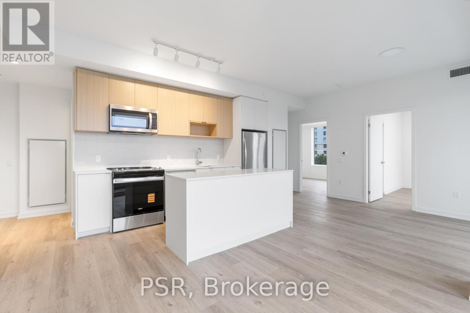 509 - 4365 Bloor Street W, Toronto, Ontario  M9C 1R3 - Photo 2 - W12706648