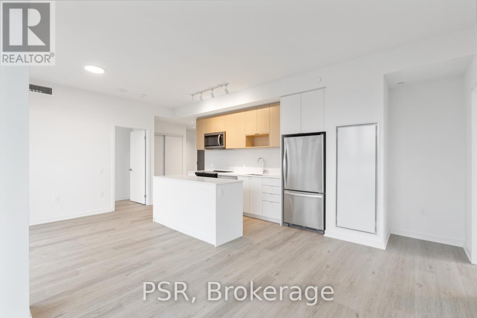 509 - 4365 Bloor Street W, Toronto, Ontario  M9C 1R3 - Photo 5 - W12706648