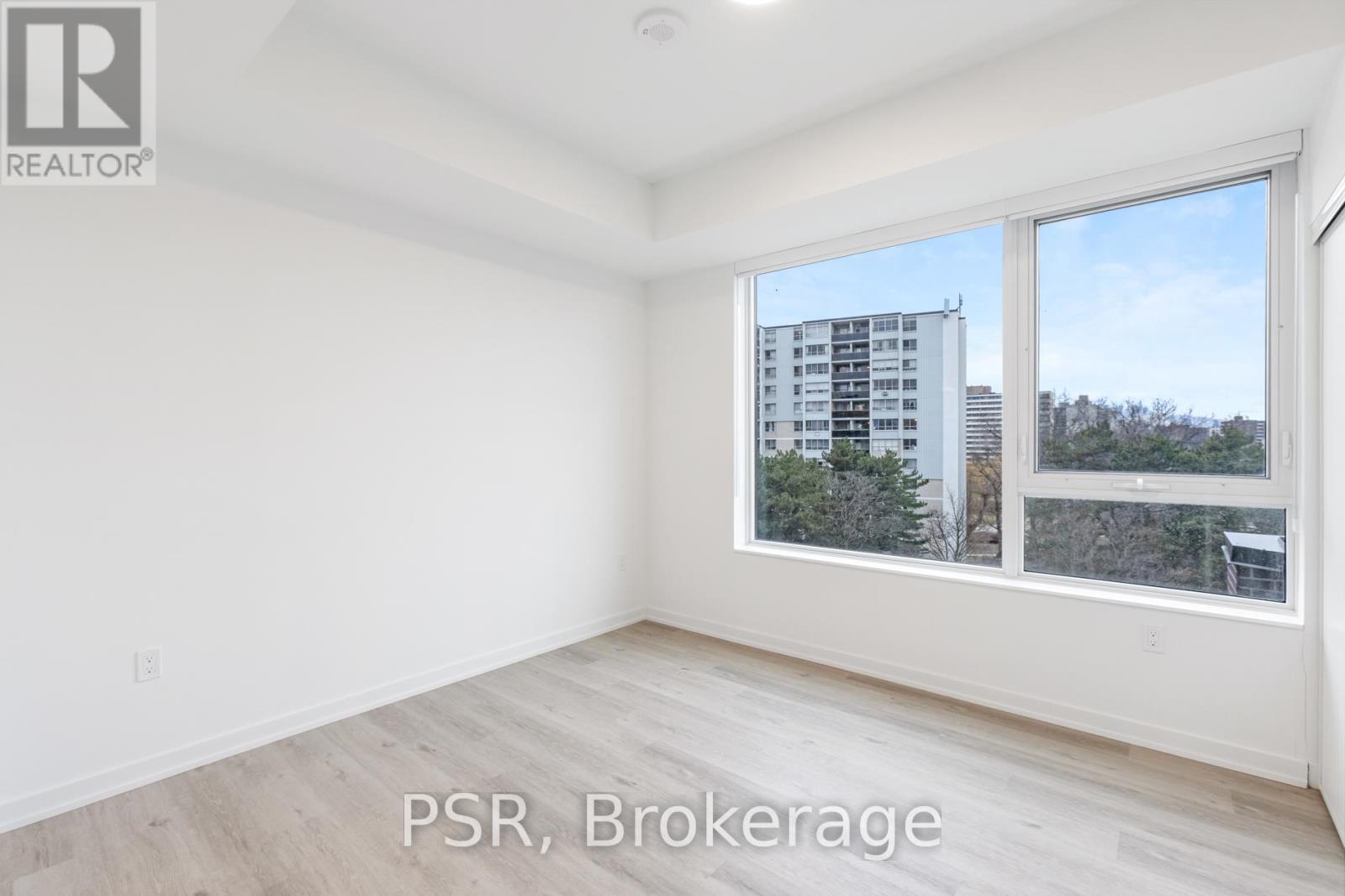 509 - 4365 Bloor Street W, Toronto, Ontario  M9C 1R3 - Photo 8 - W12706648