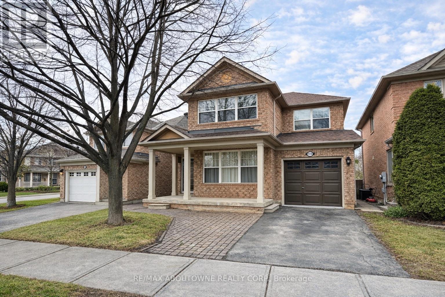 1230 SAGEWOOD CRESCENT, Oakville, Ontario