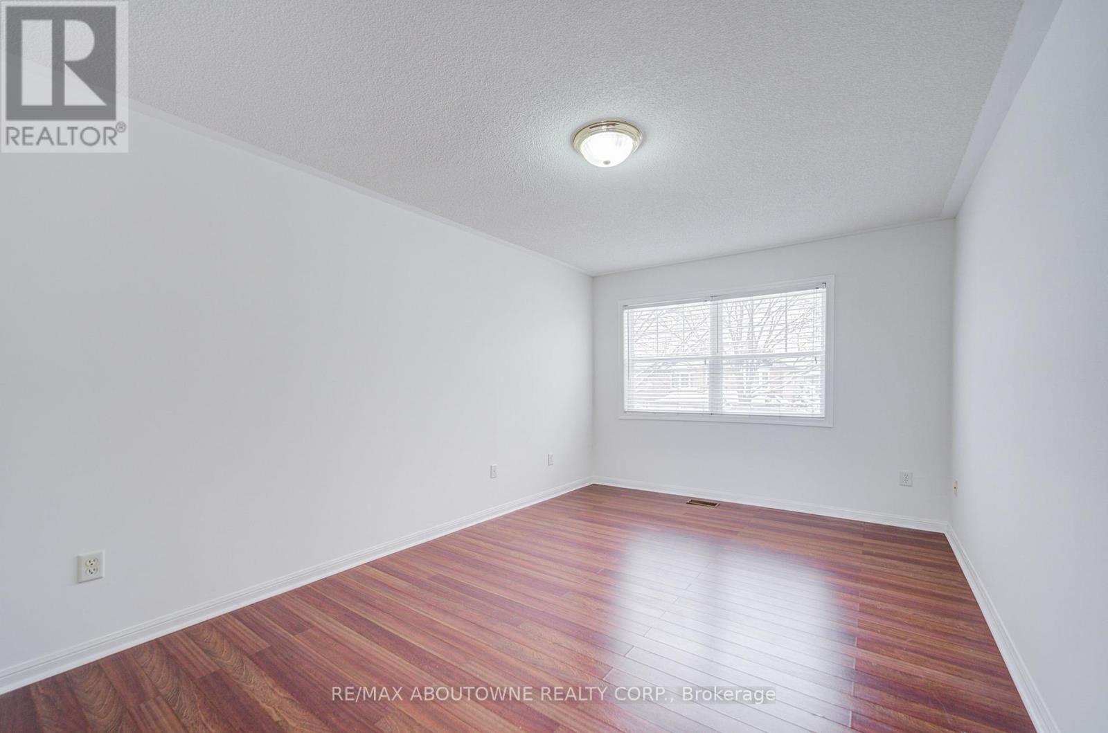 1230 Sagewood Crescent, Oakville, Ontario  L6M 4A6 - Photo 22 - W12706650