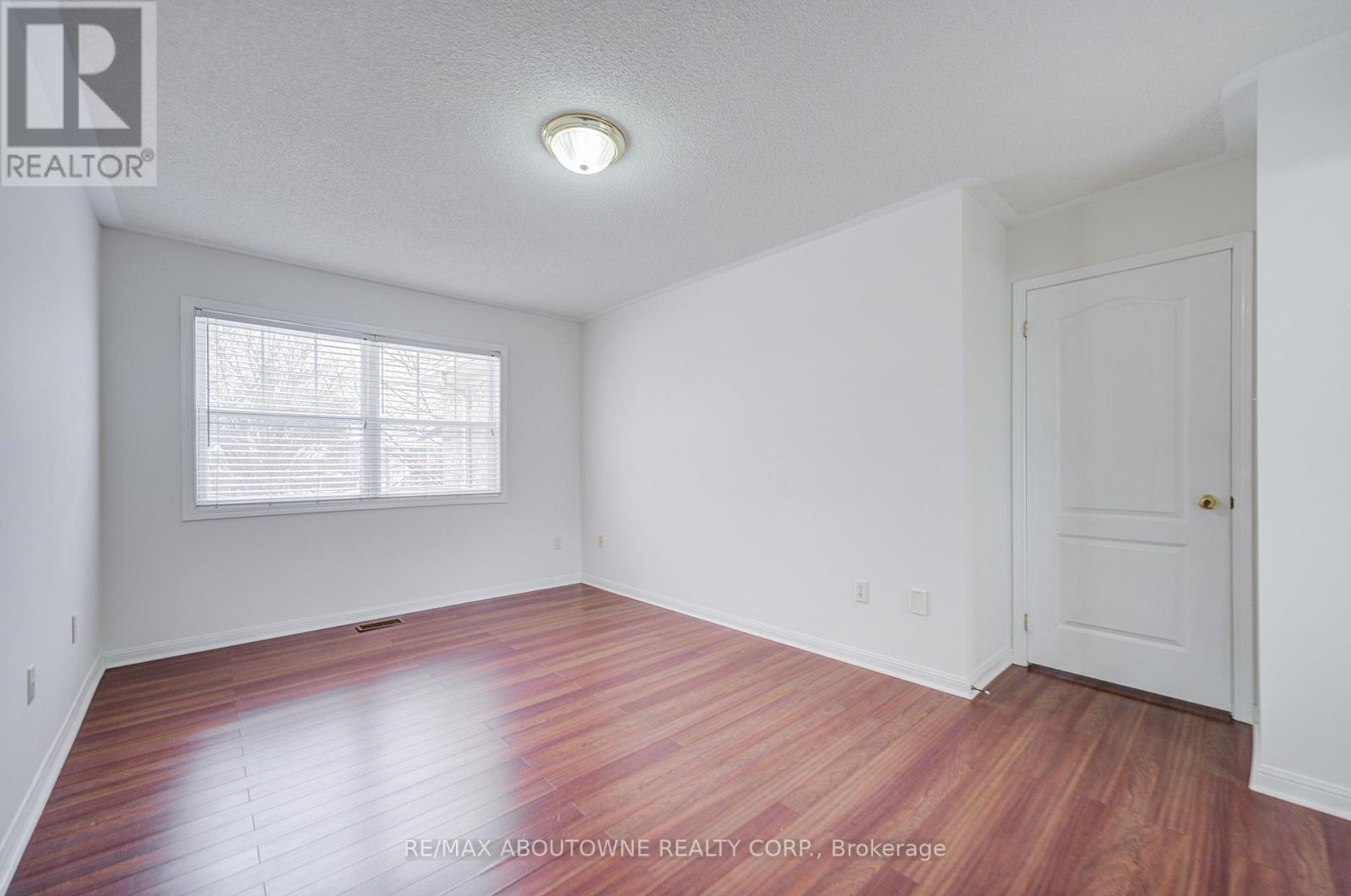 1230 Sagewood Crescent, Oakville, Ontario  L6M 4A6 - Photo 23 - W12706650