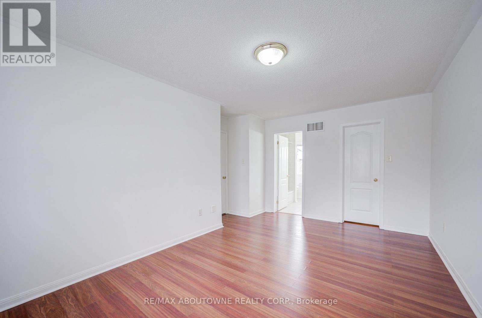 1230 Sagewood Crescent, Oakville, Ontario  L6M 4A6 - Photo 24 - W12706650