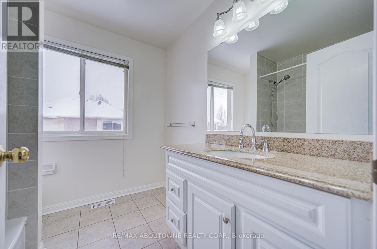 1230 Sagewood Crescent, Oakville, Ontario  L6M 4A6 - Photo 26 - W12706650