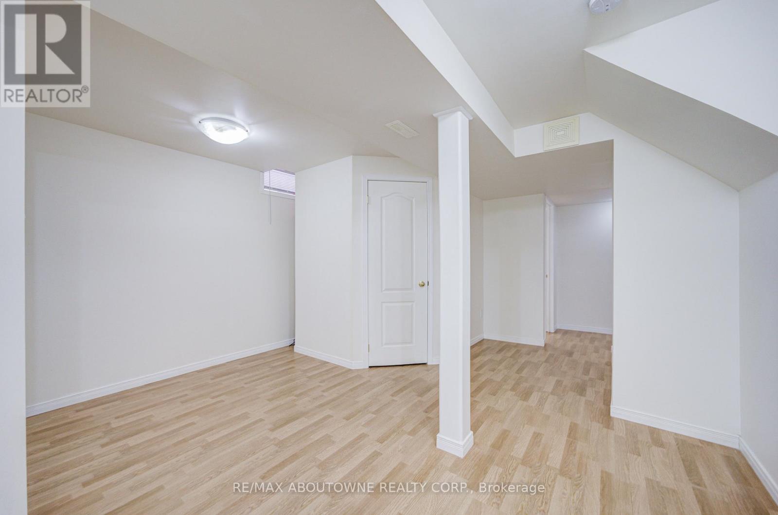 1230 Sagewood Crescent, Oakville, Ontario  L6M 4A6 - Photo 28 - W12706650