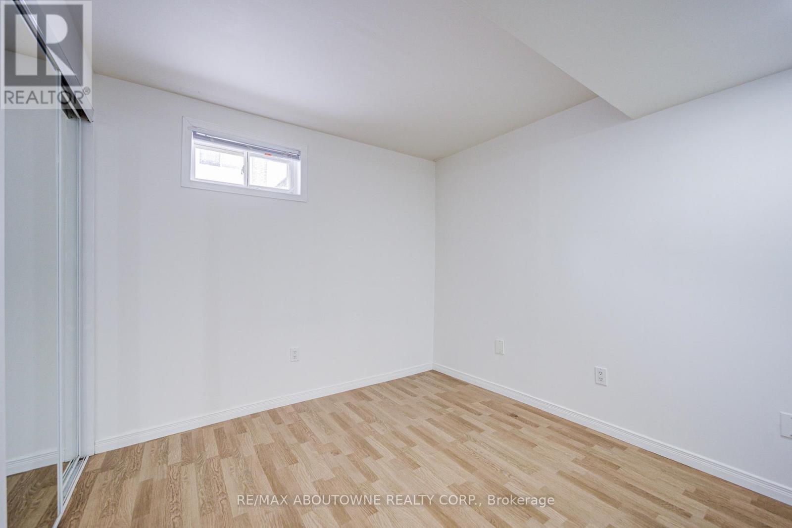 1230 Sagewood Crescent, Oakville, Ontario  L6M 4A6 - Photo 35 - W12706650