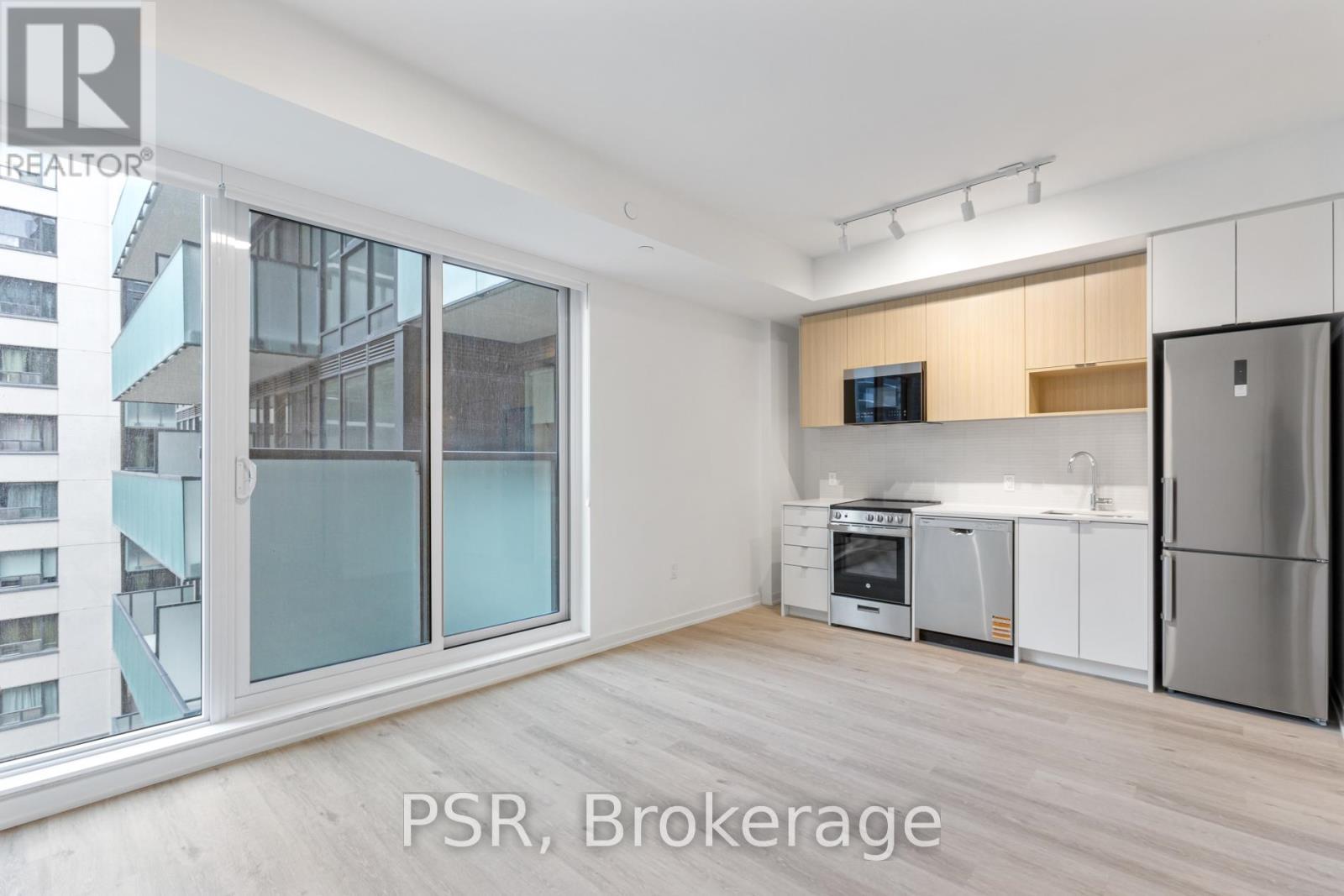 530 - 4365 BLOOR STREET, Toronto, Ontario