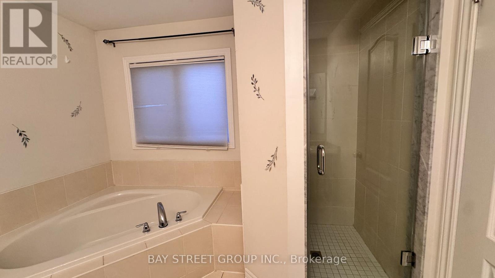 27 Palace Street, Thorold, Ontario  L2V 0J7 - Photo 16 - X12706624