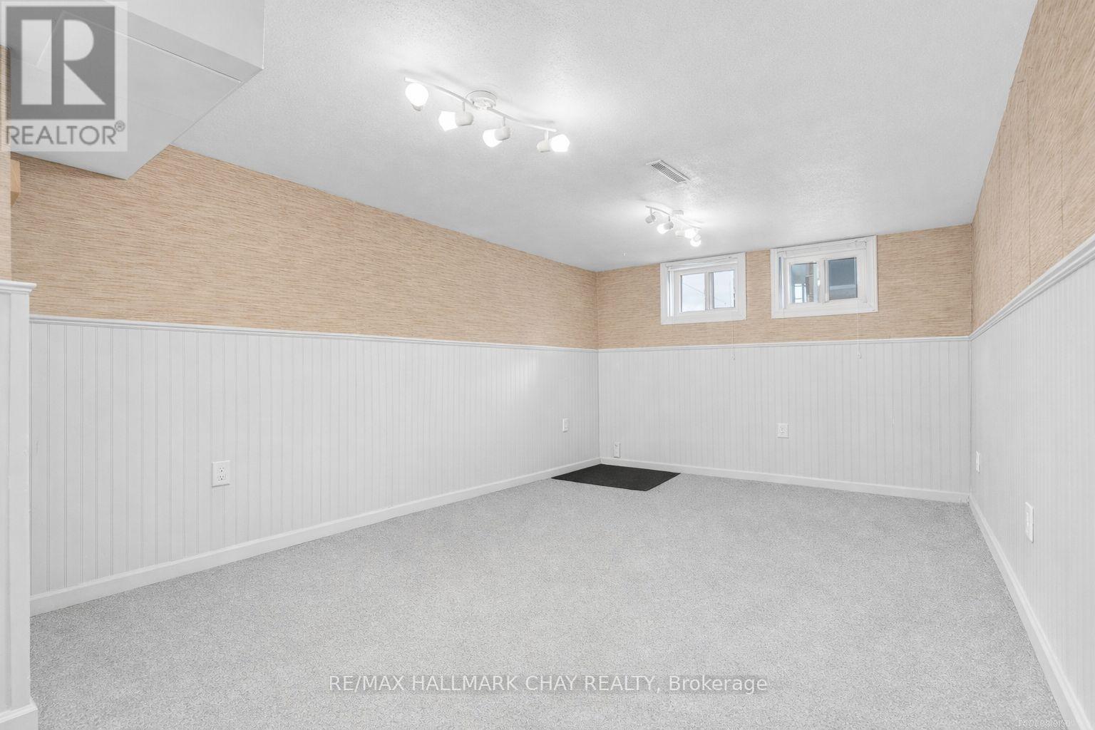 50 Newton Street, Barrie, Ontario  L4M 3N5 - Photo 29 - S12690872