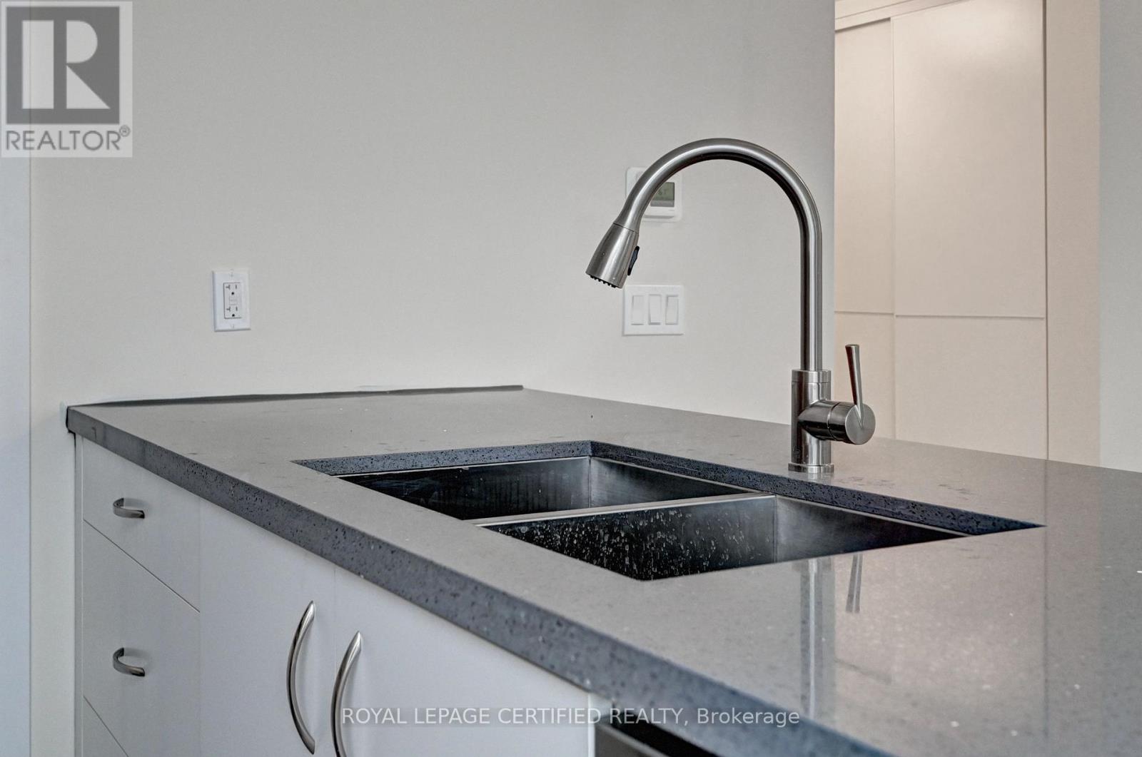 # C-38 - 370 Fisher Mills Road, Cambridge, Ontario  N3C 4N5 - Photo 11 - X12689112