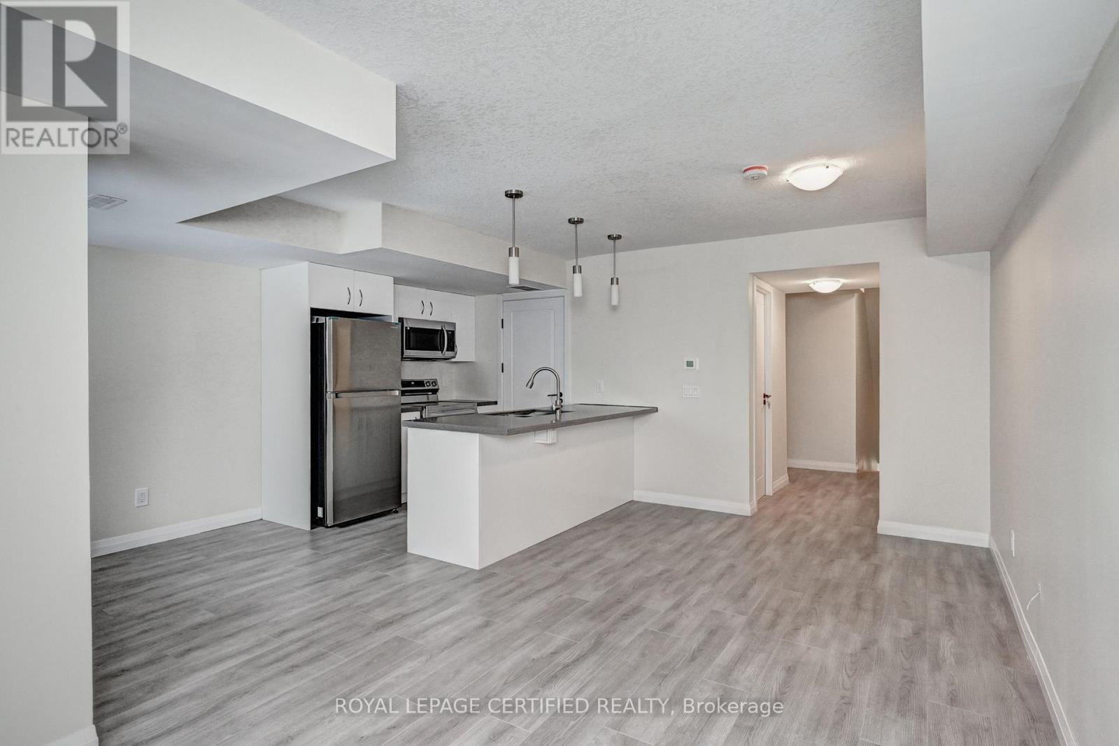 # C-38 - 370 Fisher Mills Road, Cambridge, Ontario  N3C 4N5 - Photo 12 - X12689112