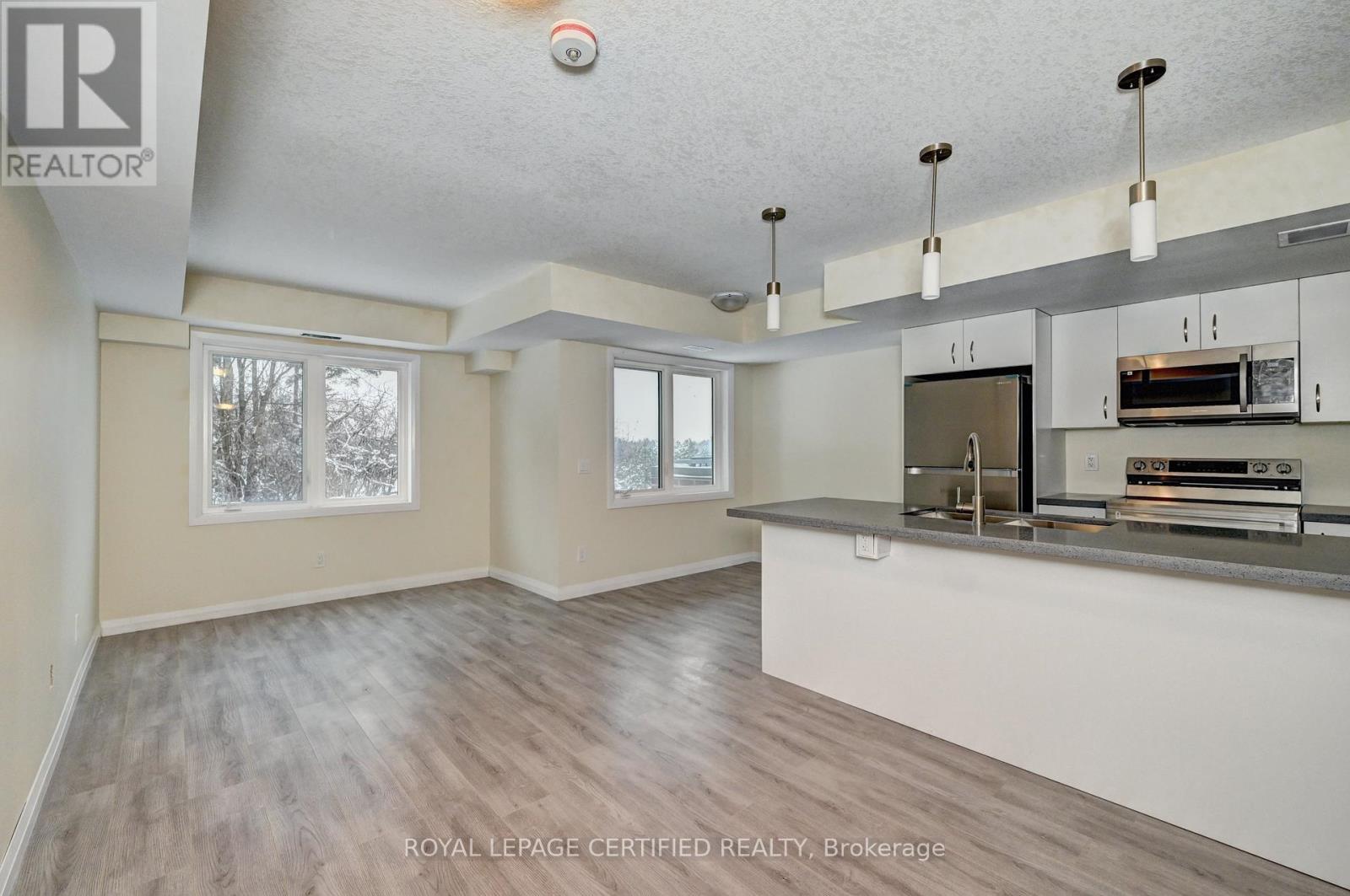 # C-38 - 370 Fisher Mills Road, Cambridge, Ontario  N3C 4N5 - Photo 8 - X12689112