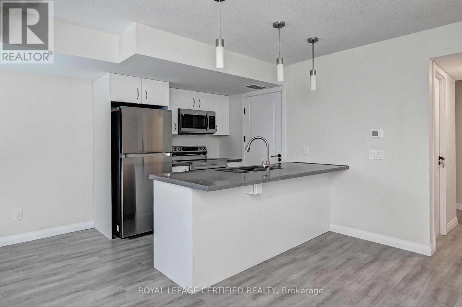 # C-38 - 370 Fisher Mills Road, Cambridge, Ontario  N3C 4N5 - Photo 13 - X12689112