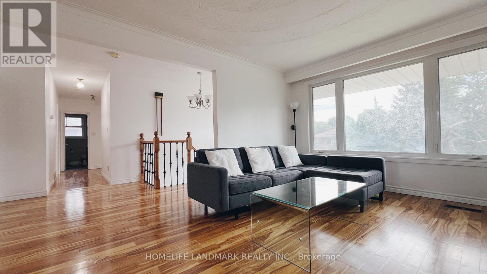 10 Silverview Drive, Toronto, Ontario  M2M 2B3 - Photo 25 - C12706672