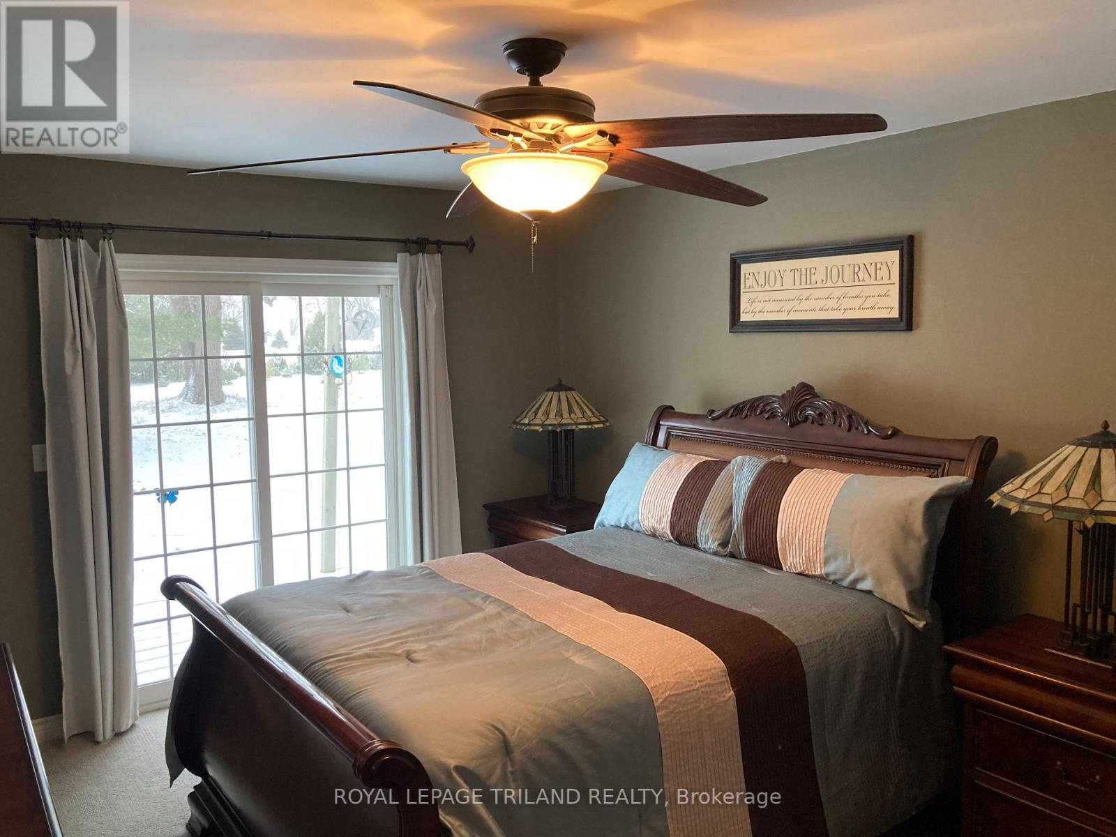 9909 Northville Crescent, Lambton Shores, Ontario  N0M 2N0 - Photo 16 - X12556264