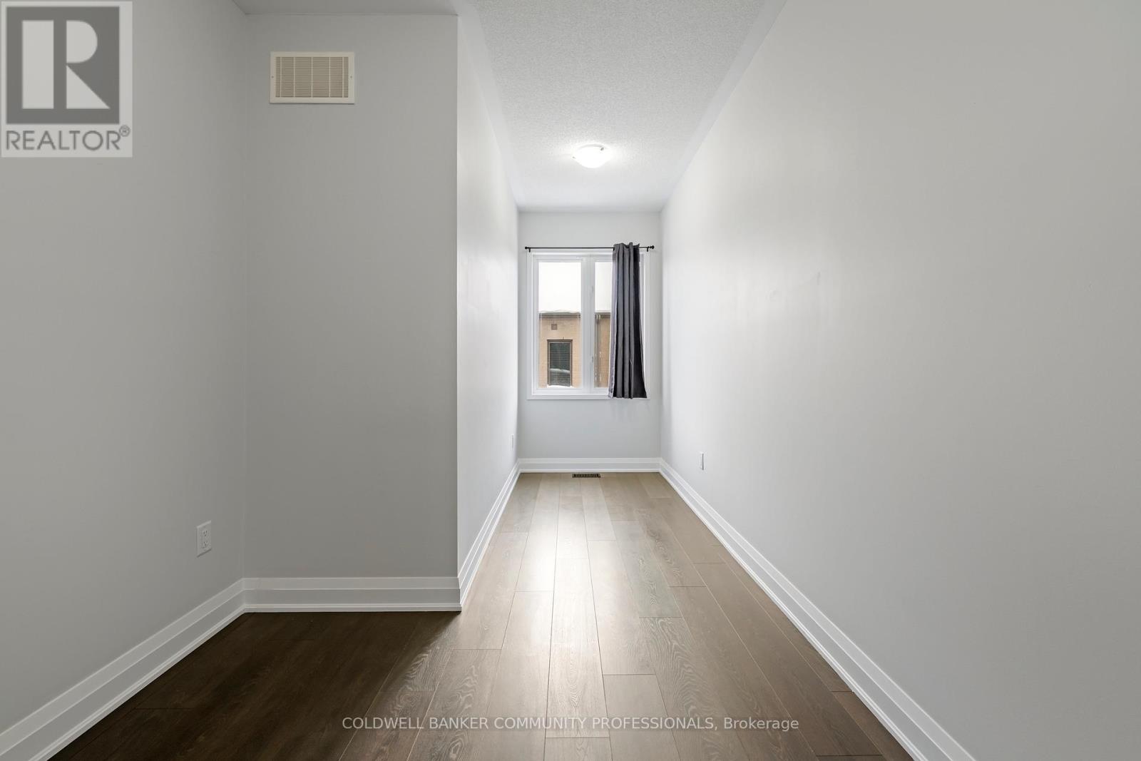 193 Huguenot Road, Oakville, Ontario  L6H 0L6 - Photo 36 - W12706678