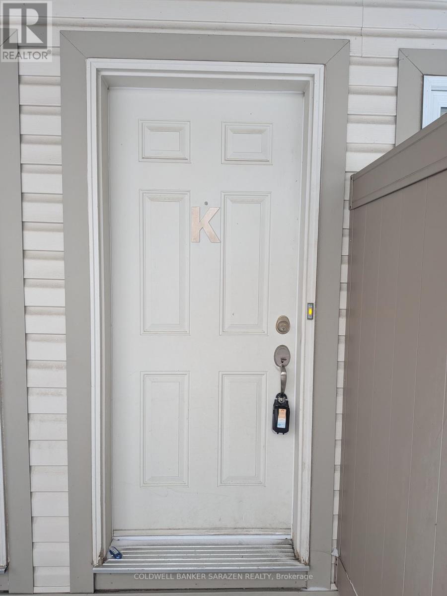 K - 761 Cedar Creek Drive, Ottawa, Ontario  K1T 0B3 - Photo 2 - X12505952