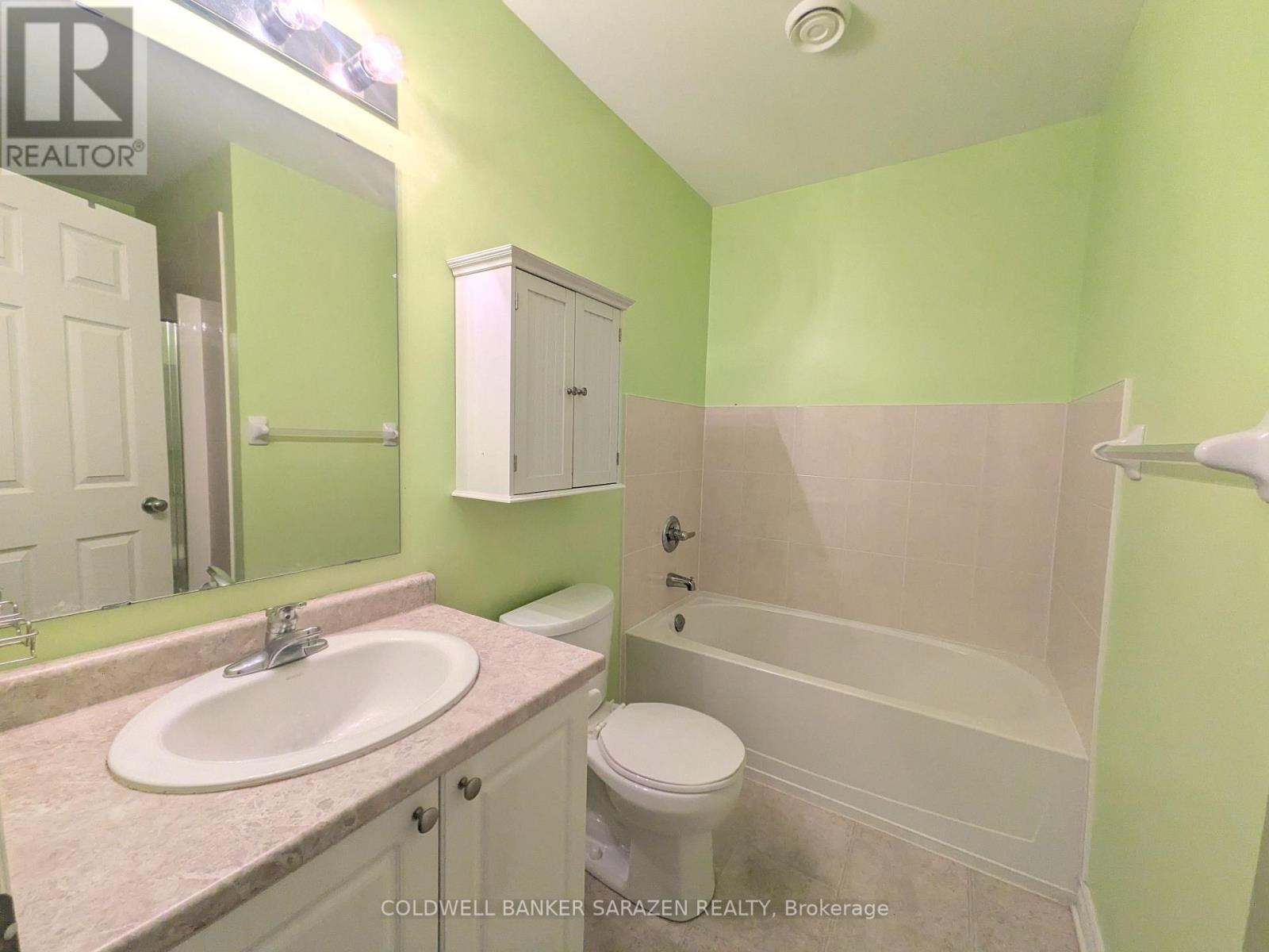 K - 761 Cedar Creek Drive, Ottawa, Ontario  K1T 0B3 - Photo 13 - X12505952