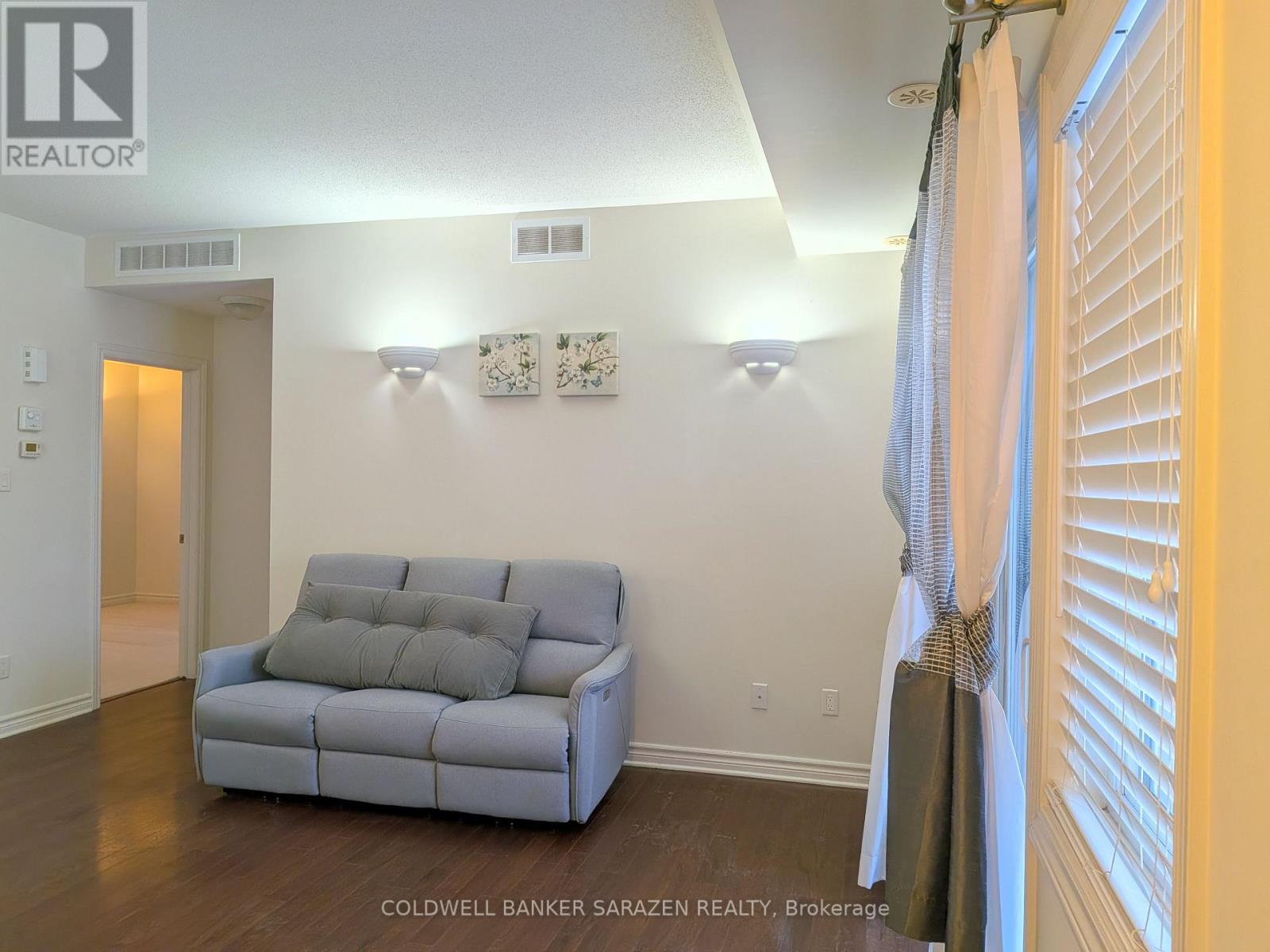 K - 761 Cedar Creek Drive, Ottawa, Ontario  K1T 0B3 - Photo 3 - X12505952