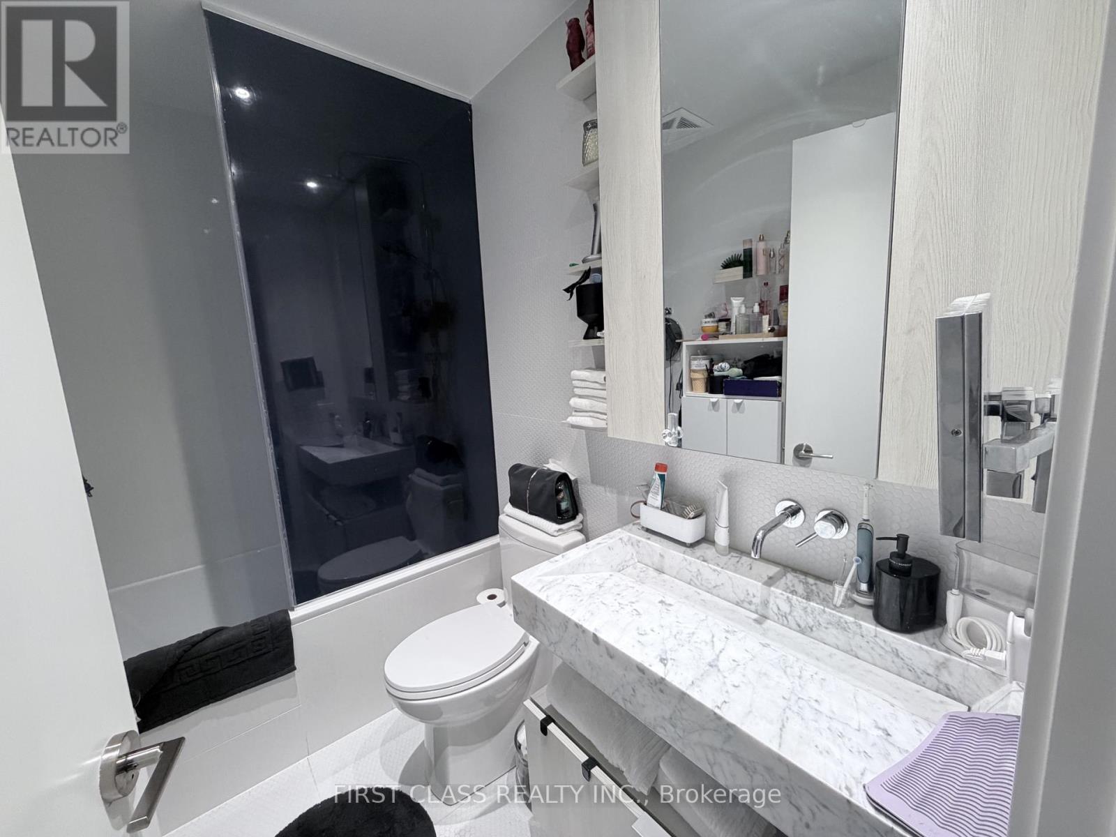 1714 - 11 Yorkville Avenue, Toronto, Ontario  M4W 0B7 - Photo 15 - C12706686