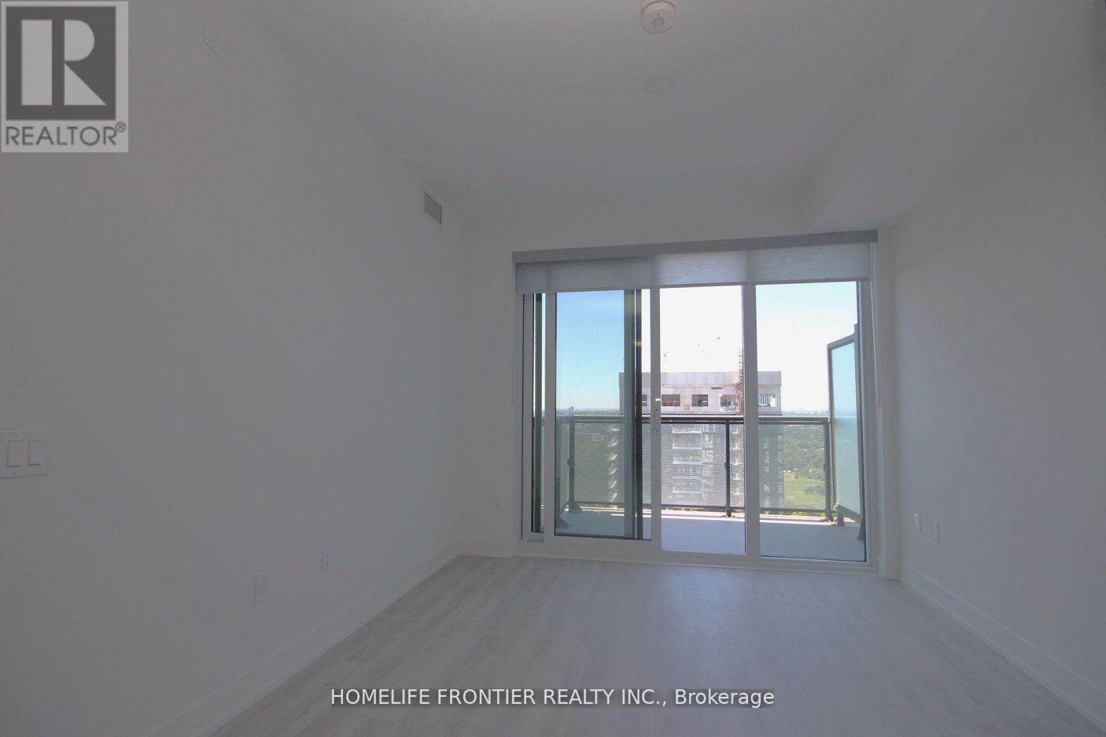 4201 - 30 Inn On The Park Drive, Toronto, Ontario  M3C 0P7 - Photo 18 - C12706714