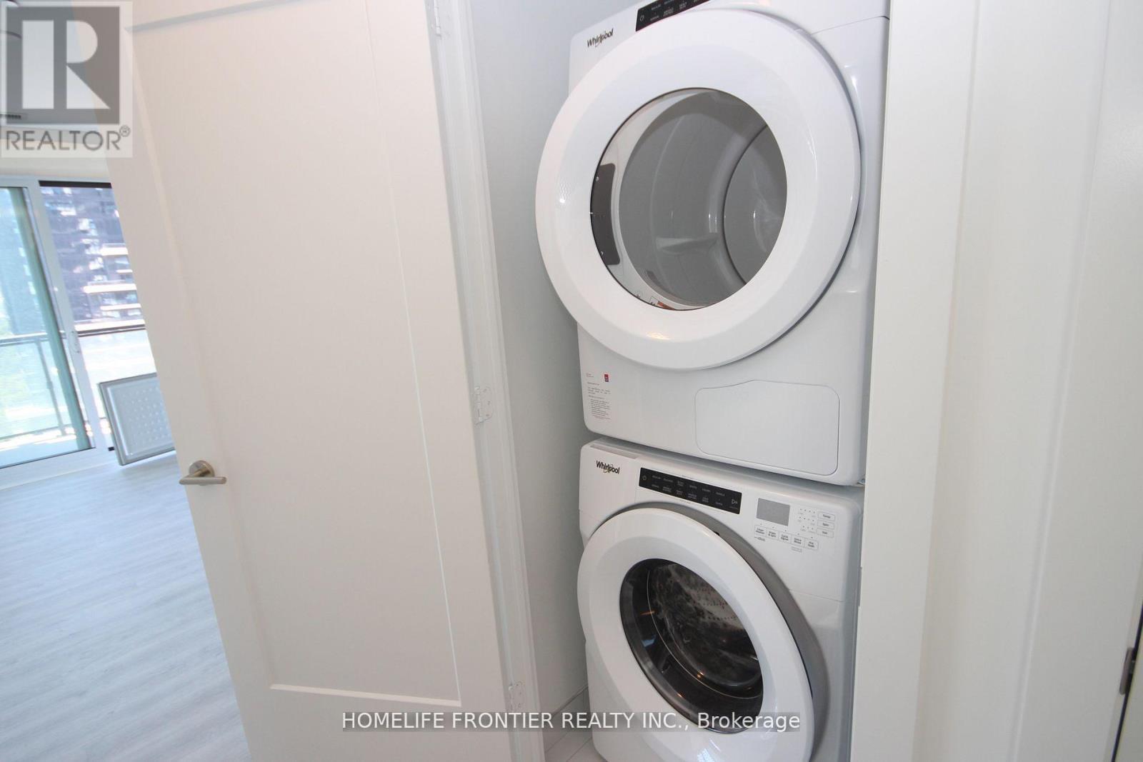 4201 - 30 Inn On The Park Drive, Toronto, Ontario  M3C 0P7 - Photo 22 - C12706714