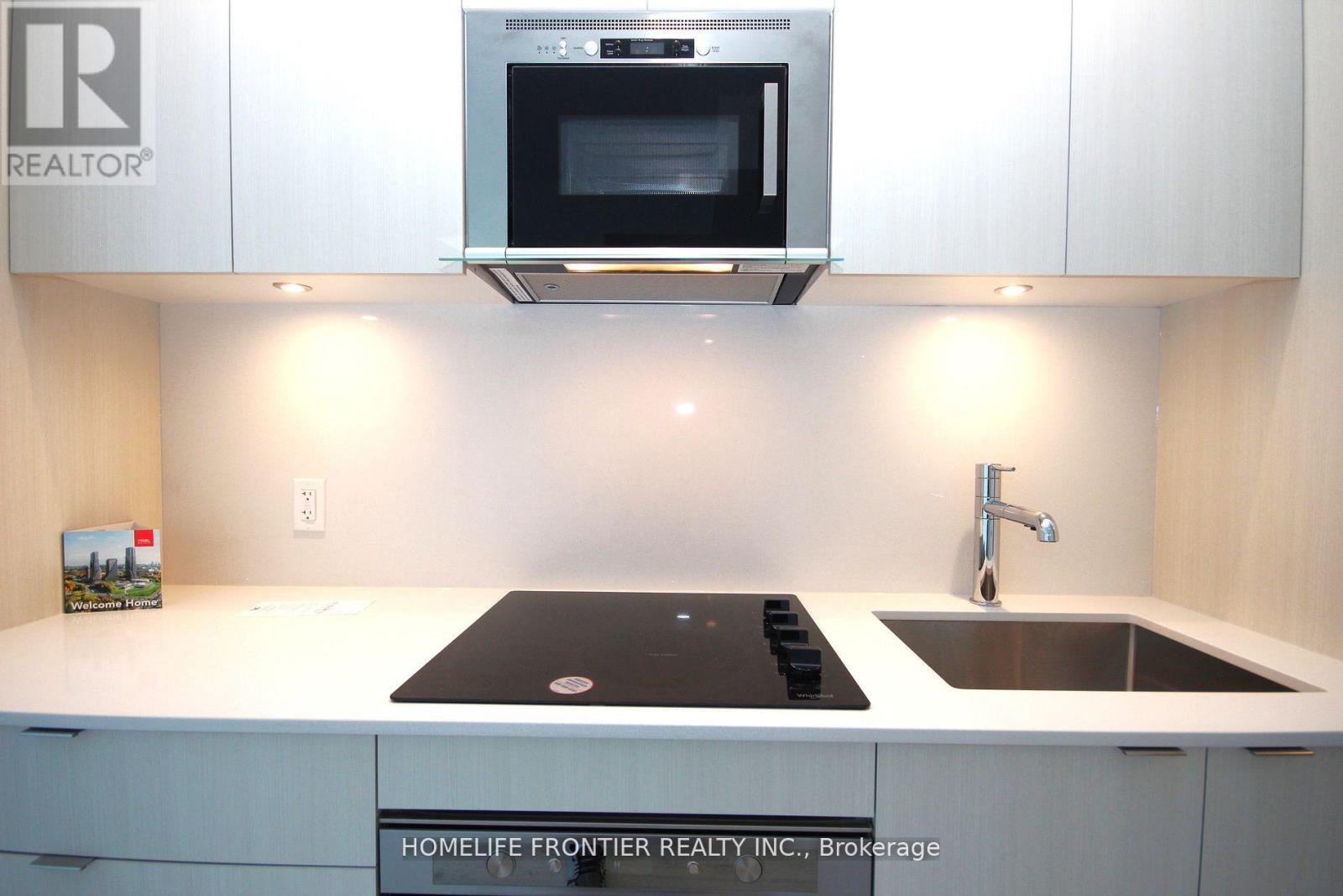 4201 - 30 Inn On The Park Drive, Toronto, Ontario  M3C 0P7 - Photo 8 - C12706714