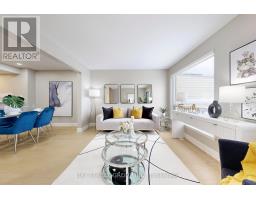 17 NEWDAWN CRESCENT, Toronto, Ontario