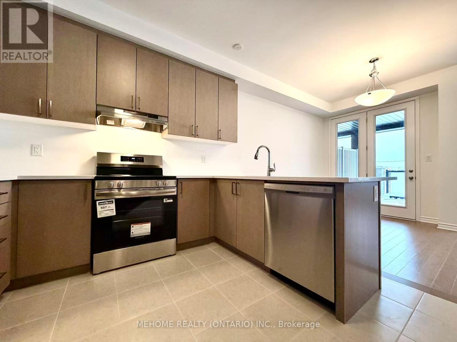 75 Avani Avenue, Markham, Ontario  L6C 3S5 - Photo 9 - N12706732