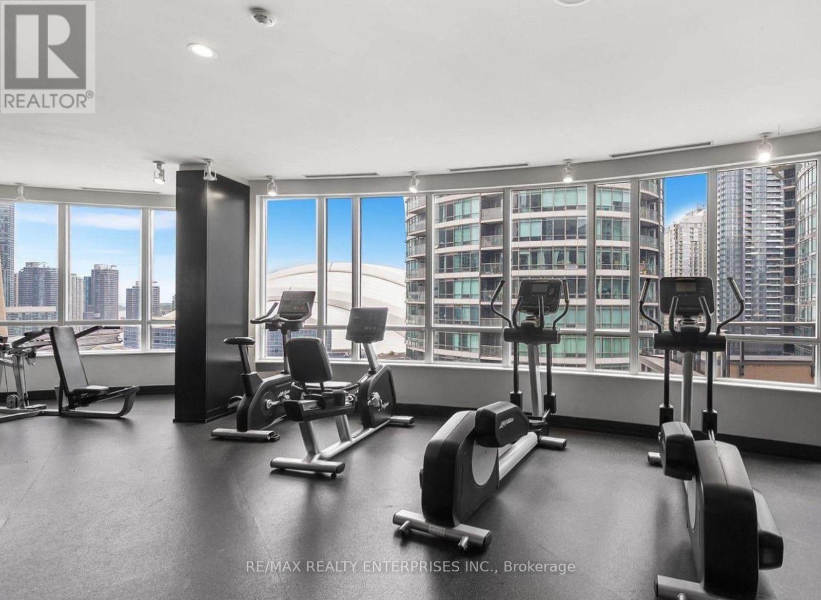 1509 - 20 BLUE JAYS WAY - Photo 37