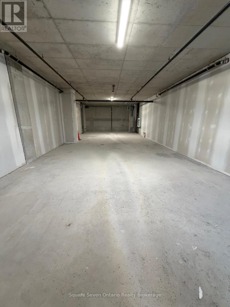 3401 Ridgeway Drive, Mississauga, Ontario  L5L 0B9 - Photo 4 - W12706712