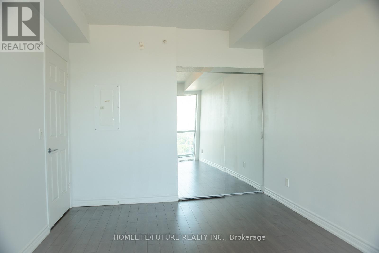 1029 - 15 James Finlay Way, Toronto, Ontario  M3M 0B3 - Photo 10 - W12706726