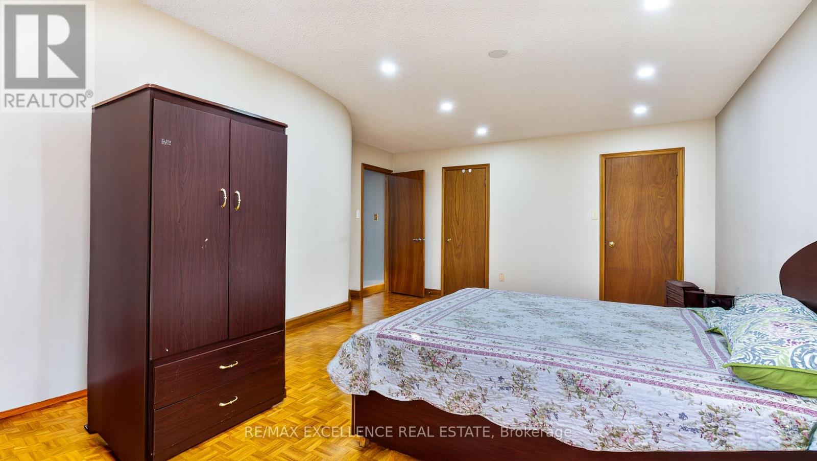 280 Hansen Road N, Brampton, Ontario  L6V 2Y1 - Photo 13 - W12706738