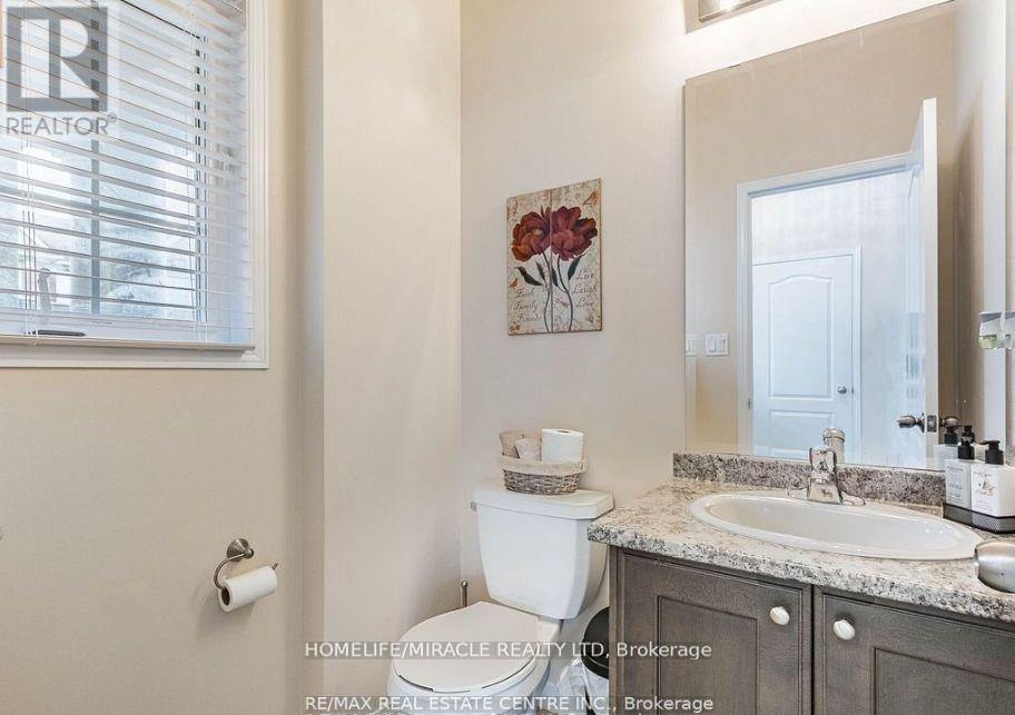 55 Zelda Road E, Brampton, Ontario  L6R 3V4 - Photo 17 - W12706742