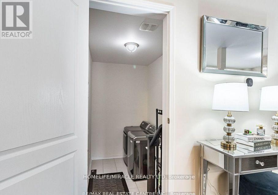 55 Zelda Road E, Brampton, Ontario  L6R 3V4 - Photo 18 - W12706742