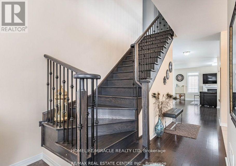 55 Zelda Road E, Brampton, Ontario  L6R 3V4 - Photo 19 - W12706742