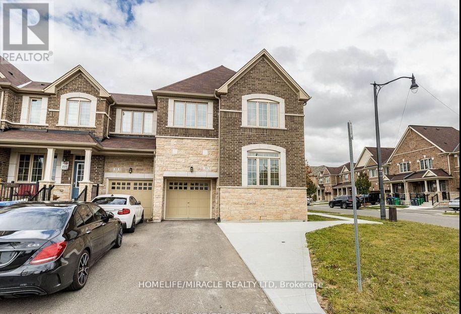 55 Zelda Road E, Brampton, Ontario  L6R 3V4 - Photo 3 - W12706742