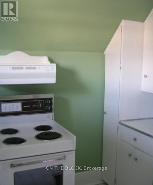 5 South Edgeware Road, St. Thomas, Ontario  N5P 2G8 - Photo 6 - X12706708