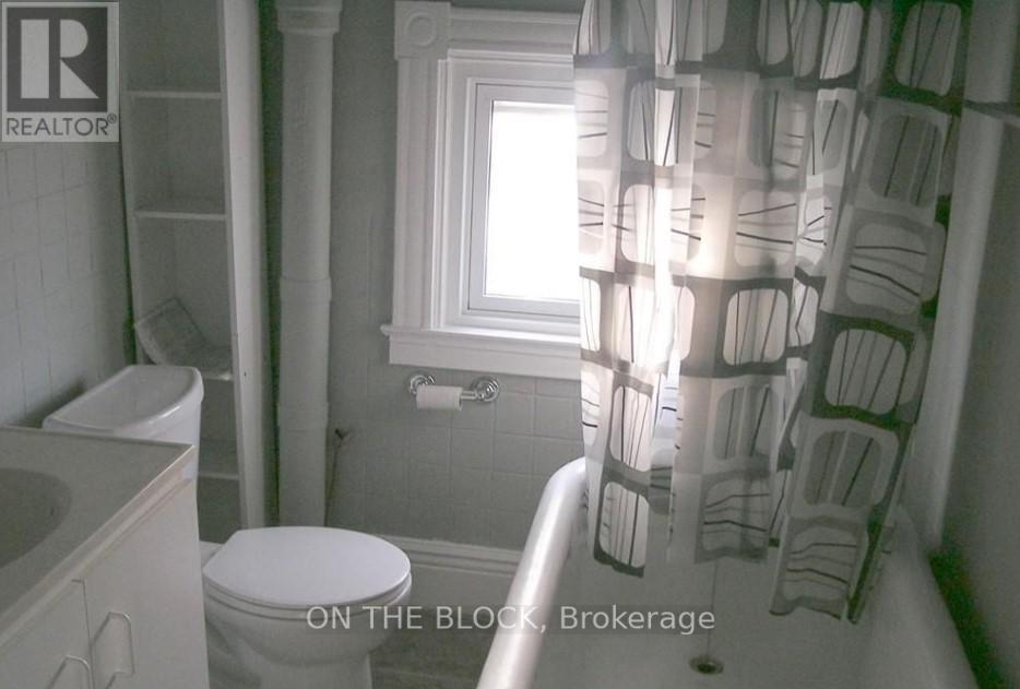 5 South Edgeware Road, St. Thomas, Ontario  N5P 2G8 - Photo 7 - X12706708