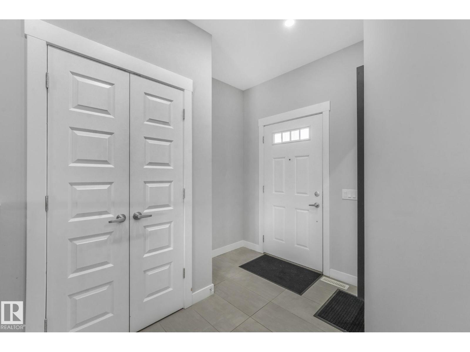 6421 170 Av Nw, Edmonton, Alberta  T5Y 3P9 - Photo 13 - E4470391