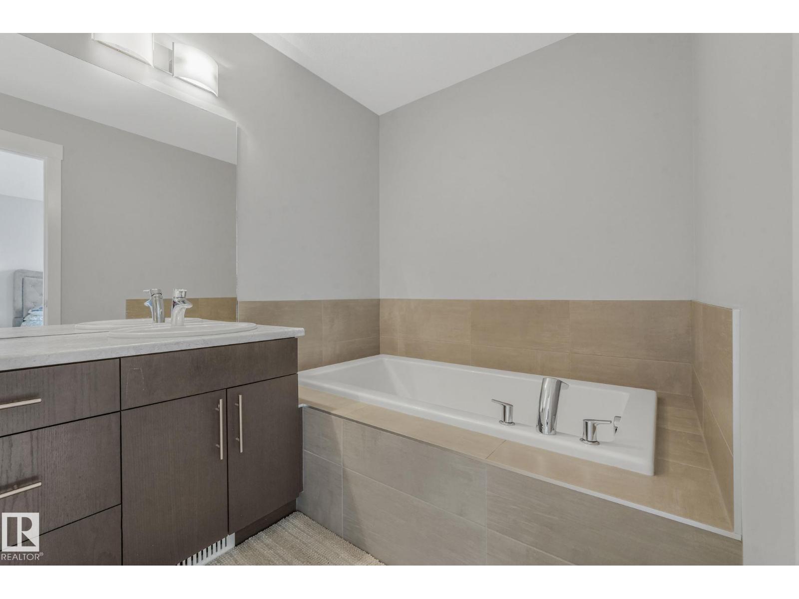 6421 170 Av Nw, Edmonton, Alberta  T5Y 3P9 - Photo 38 - E4470391