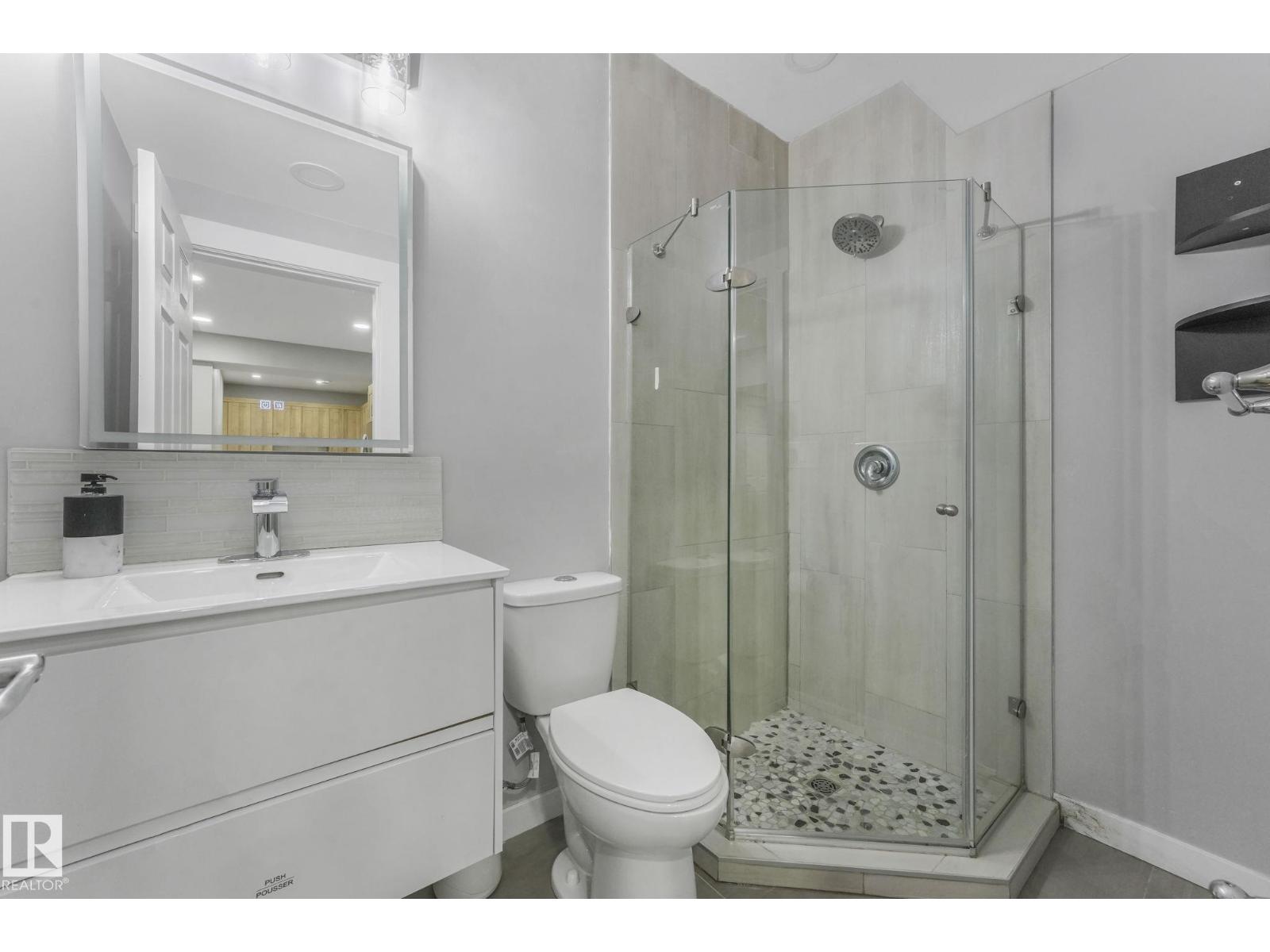 6421 170 Av Nw, Edmonton, Alberta  T5Y 3P9 - Photo 56 - E4470391