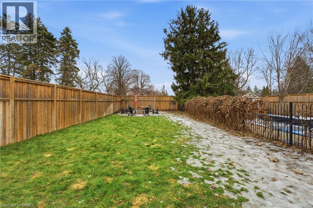 86 Elm Street, Brantford, Ontario  N3R 4V2 - Photo 39 - 40798710