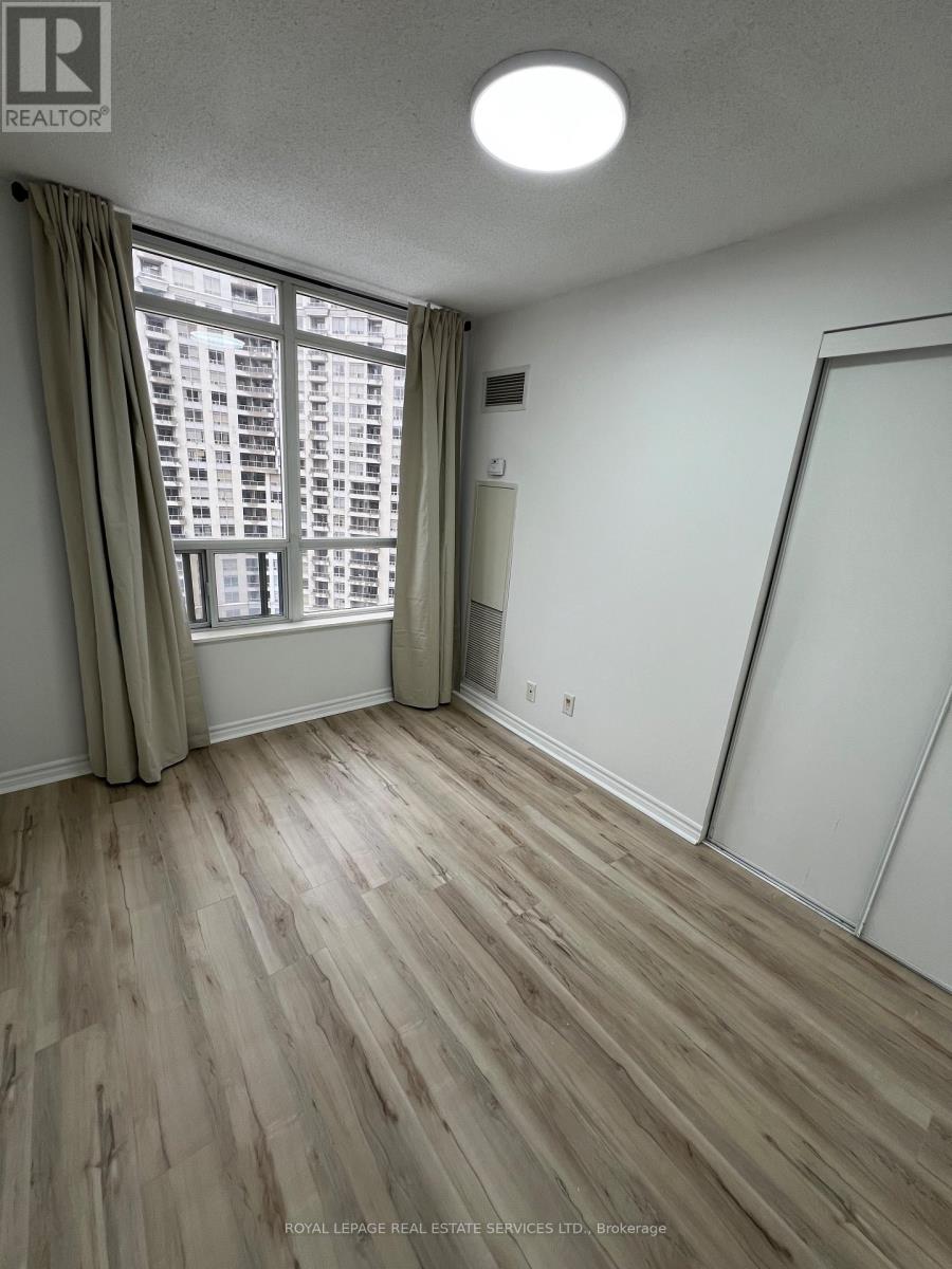 2116 - 3880 Duke Of York Boulevard, Mississauga, Ontario  L5B 4M7 - Photo 20 - W12704198