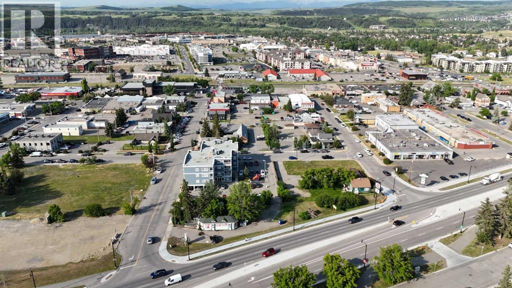 217 Second Ave & 216 Third Avenue W, Cochrane, Alberta  T4C 2E7 - Photo 6 - A2270580