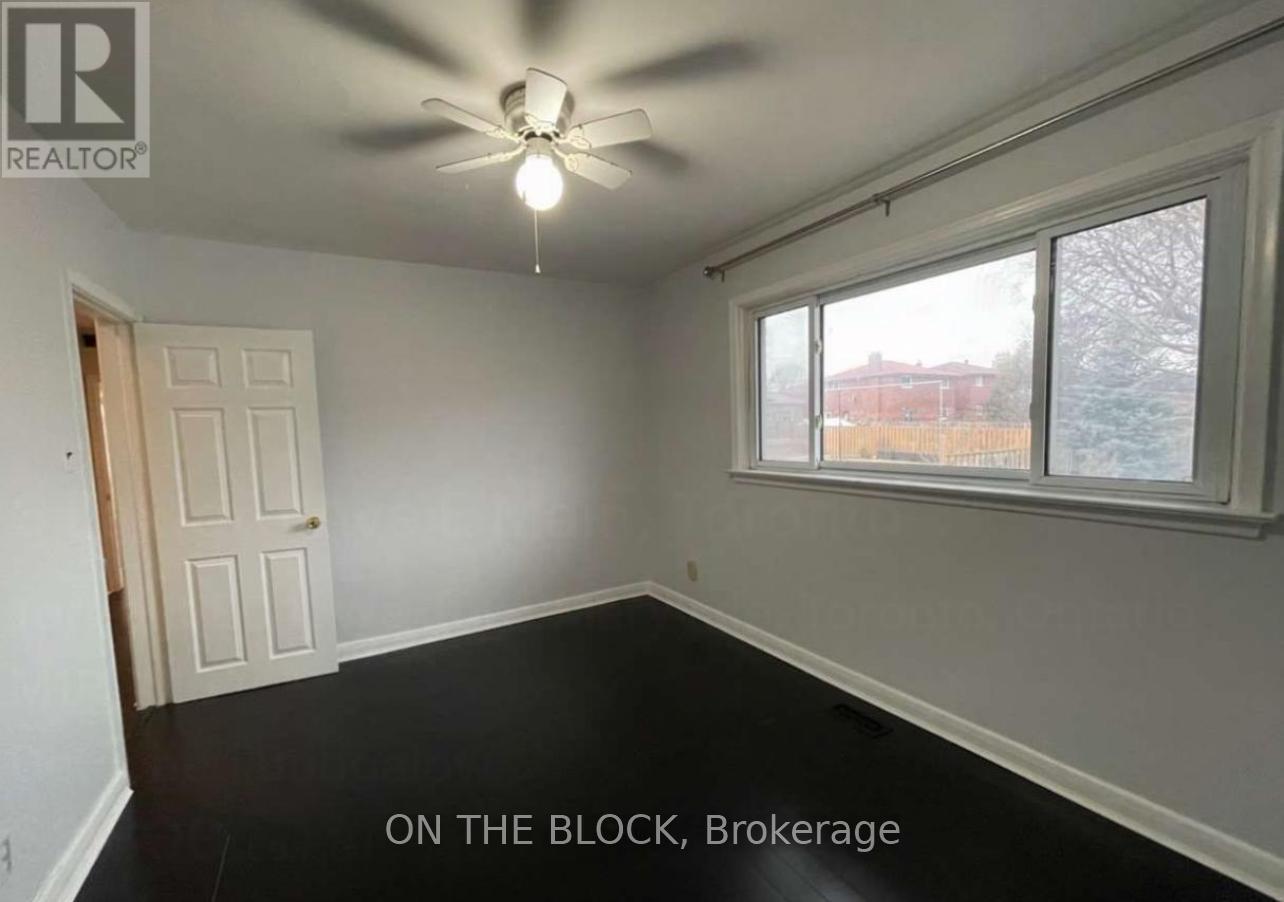 6 Laxford Avenue, Toronto, Ontario  M1R 1M6 - Photo 10 - E12706750